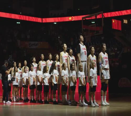 止步八强!中国女篮惨败29分,得分王尽力了!
