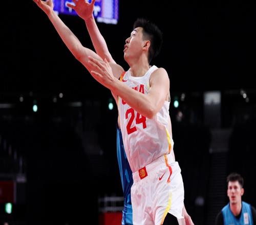 亚运会男篮:中国男篮38分大胜哈萨克斯坦庞峥麟19分廖三宁10+9