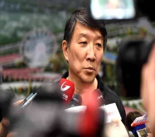 惨败法国29分后,中国女篮短板暴露,全网都在呼唤她回来