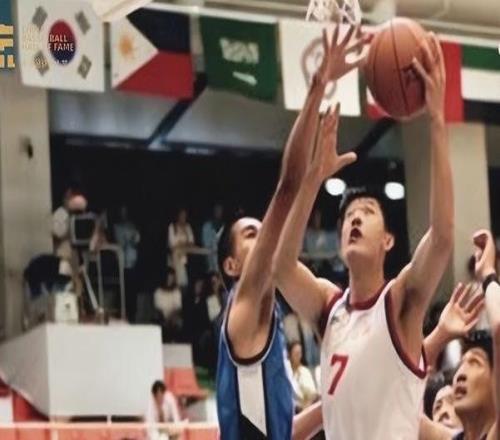 李梦为何不受国家队重用苏群:宫鲁鸣曾让CBA70分先生孙军走人