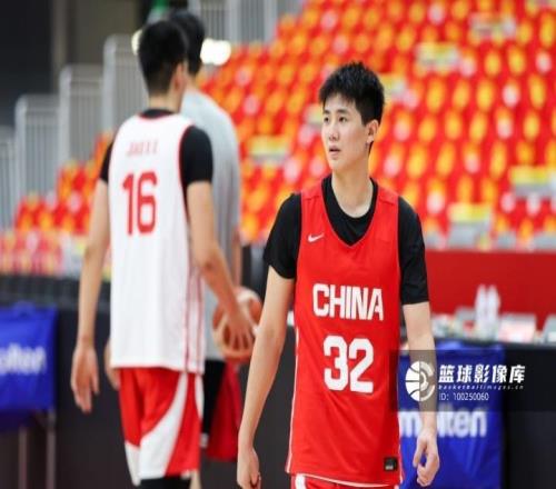 6中6砍18分,正负值+33!李悦洲这一战把信心打出来了