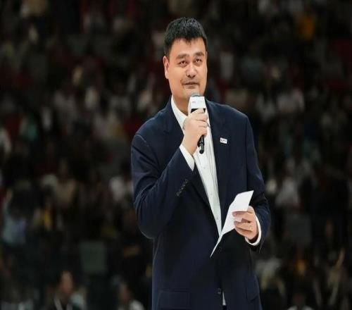 直到刘翔安置结局落定,才看懂,姚明15年前退役时的选择何其清醒