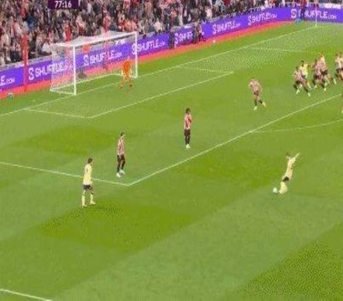 【英超】吉马良斯处子球萨卡点射阿森纳2比0桑德兰