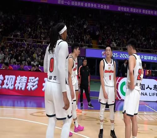 大鱼来了!NBA1米94全能锋卫去向曝光,或加盟广东队驰援亚帅
