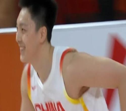 大胜44分!对手还妄图反击,中国男篮坚决拒绝!