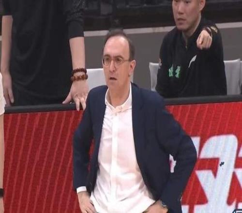 落后16分一度追平,辽篮2分惜败!双外援首秀合砍23分,凑合用吧
