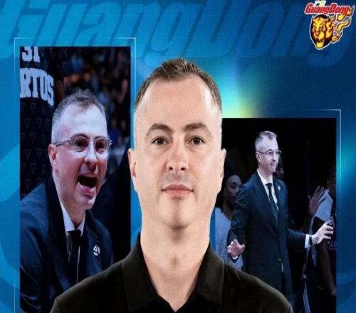 广东男篮大胜!徐杰15分,广东新帅3点不输杜锋,陈海涛有远见