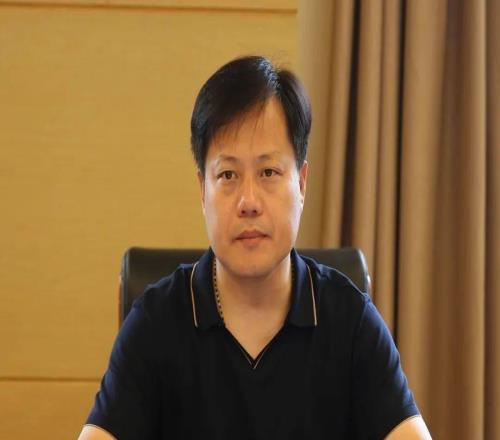 从中超香饽饽到球员争相逃离!泰山衰败,问题根本不在钱