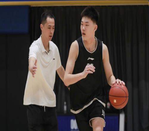 30岁退役当教练!北京队第15人“华丽转身”背后,原来有这层关系