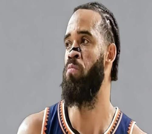 CBA最新消息!曝NBA明星中锋加盟上海男篮,广东宏远有意拉塞尔