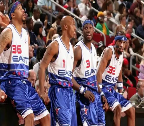 一支球队拥有四位当季全明星有多难NBA至今9次出现,仅4队夺冠
