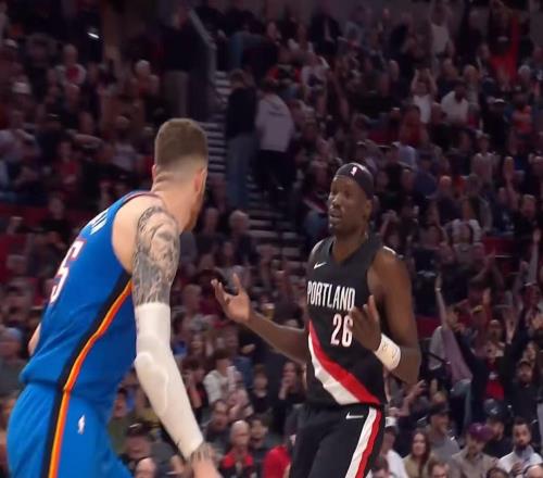 确认不打了!NBA内线大杀器去向曝光,或被广东队重金抢下