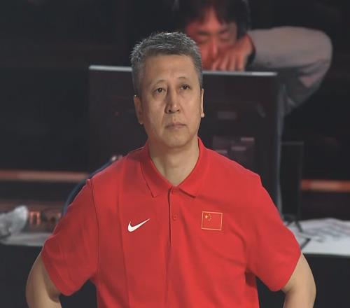 中国男篮8778险胜沙特!数据一清二楚,不是胡金秋,头号功臣是他
