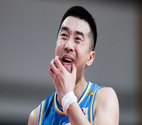 篮协重磅处罚:U21北京VS苏科消极比赛主帅王骁辉董俊江停赛一年