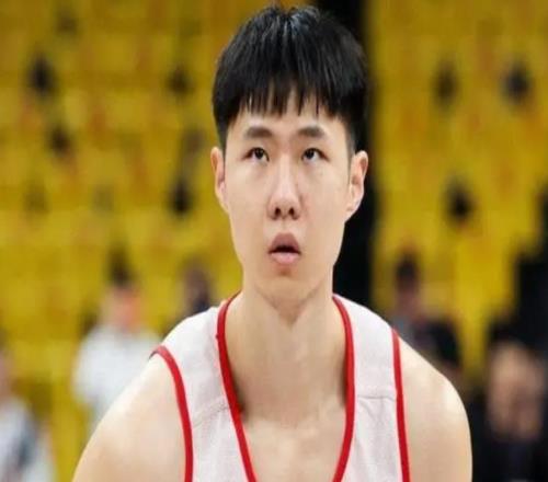 四强打日本前男篮迎利好!赵嘉义李弘权可以复出,具体看教练安排