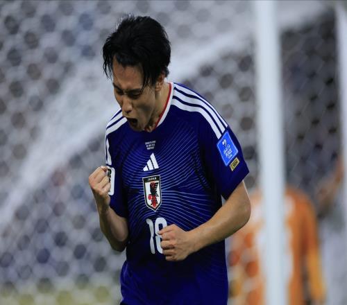 世界杯出局后在哪看日本队五大联赛豪门到荷甲，球员去向全盘点