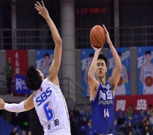 正式确定！中国男篮锋线大将完成转会，加盟北控男篮