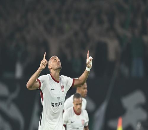 神剧情：第90分钟绝杀，中超领头羊奇迹翻盘：让二追三
