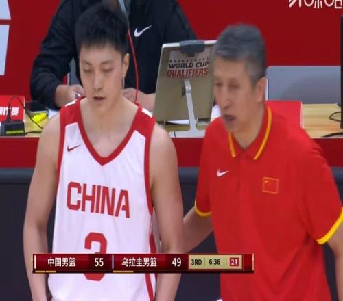 中国男篮5分险胜美洲劲旅，贺希宁17分胡金秋12+6，焦伯乔高效14分！