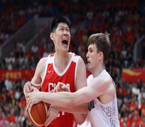 热身赛暴露诸多问题，世预赛仅剩10天，中国男篮如何破局自救