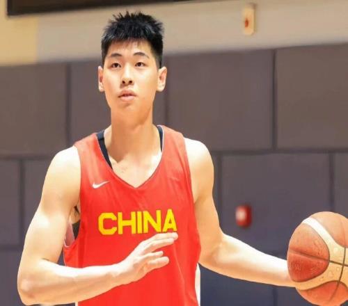 CBA最新消息！崔永熙国家队受伤，广厦新三少确定留队，怀特塞德明显变瘦