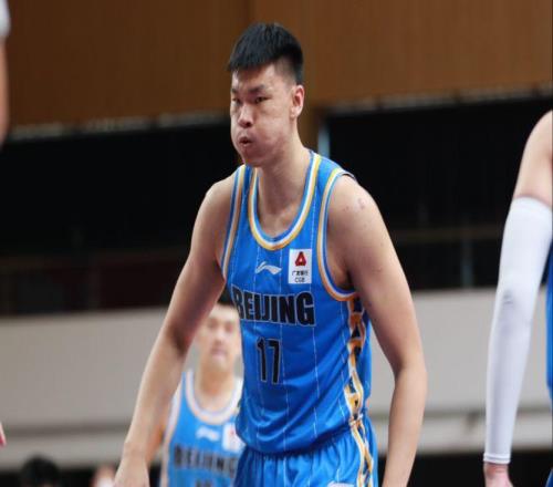 回暖了！4中3砍10分7板，北京顶薪先生或在李楠手下重获新生