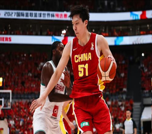 终于找到核心了！苏群杨毅纷纷高呼：中国男篮正式进入杨瀚森时代