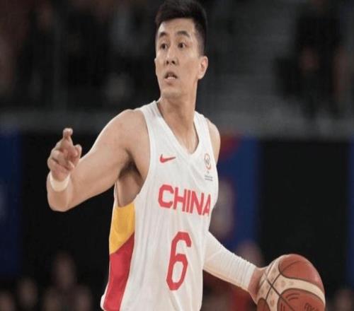 郭艾伦无缘新赛季注册，前亚洲第一控卫面临退役