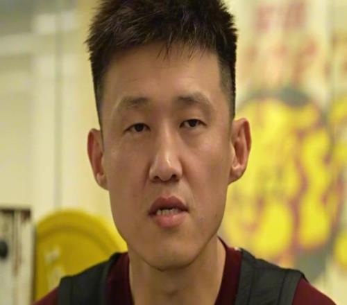 周鹏回归首训：感谢广东球迷，新赛季定会不一样