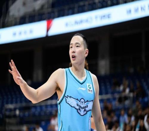 2026年CBA夏季联赛青岛双星锦湖杯今日开赛，青岛崂山啤酒取得开门红！