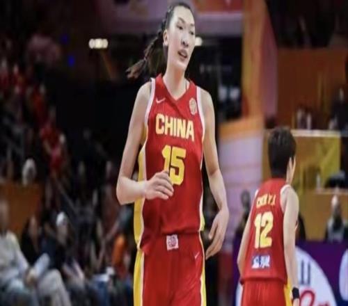 20分大胜锁定小组第二！中国女篮7151击败意大利韩旭全场最佳