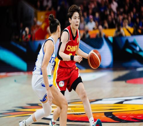 中国女篮迎20分大捷，宫鲁鸣点赞：最佳一战