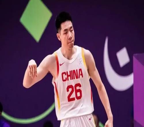 CBA最新消息！托马斯或加盟广东宏远，朱俊龙遭遇重伤