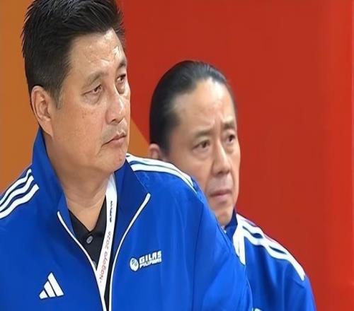 狂输男篮44分无缘出线！郭士强“拒绝放水”引菲律宾主帅脸露不甘