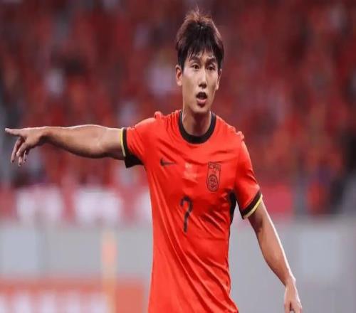 刘建业这个重要决定让球迷都叫好！直接让重庆铜梁龙迎来久违锋霸首发