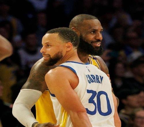 NBA薪金王！库里连续十季最高薪历史第一破6000万年薪历史首人