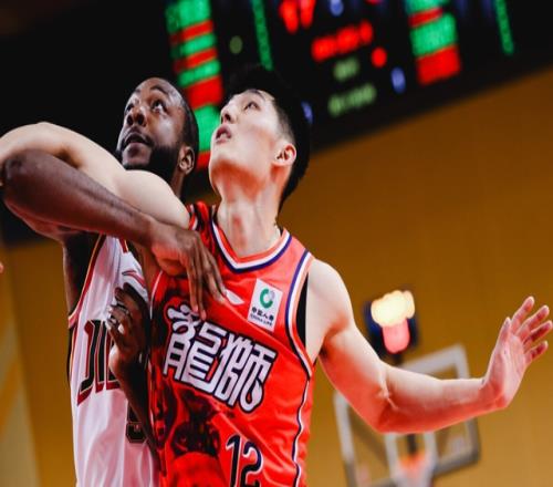 又一笔交易达成！国手前锋加盟NBL联赛，新赛季率队全力冲击CBA