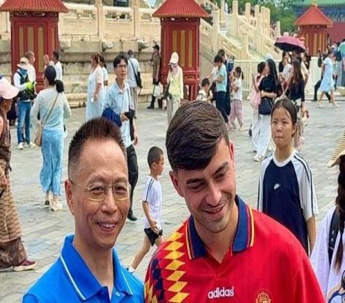高情商，佩德里谈26西班牙vs10西班牙：打平