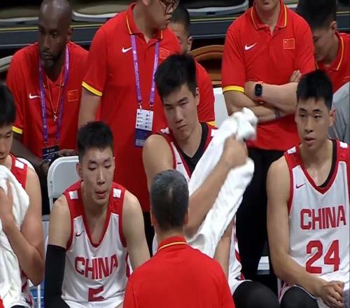 11分再胜！中国男篮战胜格鲁吉亚男篮，3人满分，5人及格，2人低迷