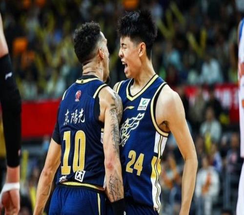 广东宏远新主帅！曝何赛普接替杜锋，目标冲击前四