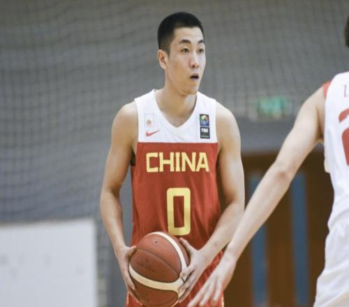 CBA最新消息！高诗岩将赴美治伤，胡明轩重返国家队，北控官宣新教练组