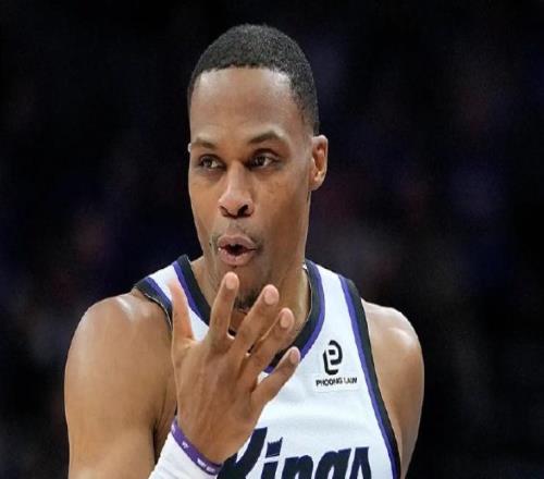 两支豪门球队竞争可能拿到500万年薪，威少或离开NBA