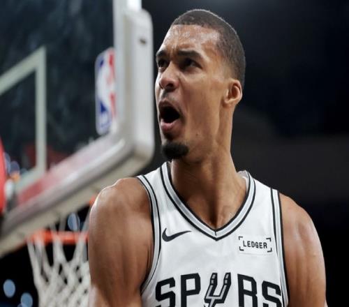 麦蒂预测：文班亚马新赛季率领马刺夺冠包揽三项MVP+DPOY