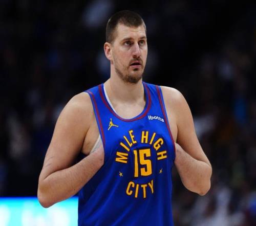 5年3.6亿！NBA历史最大合同，二轮41顺位+7亿身价，历史独一份啊