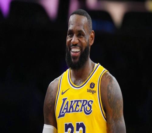 这就是詹姆斯效应76人成“顶流球队”，34场全美直播跃居NBA第1