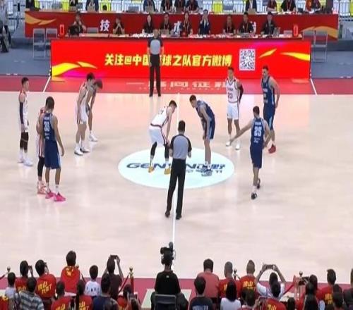 中国男篮热身赛5分险胜乌拉圭11人登场全部得分