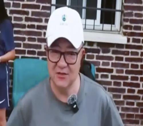 董路吐真言：足球小将输在哪凌晨的马德里，一场01的比分，又一次让“足球小将”这四个字被推上了风口浪尖