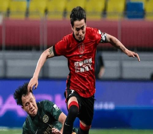 蓉城3比2逆转战胜浙江，终结六轮不胜尴尬，中超冠军归属已无悬念