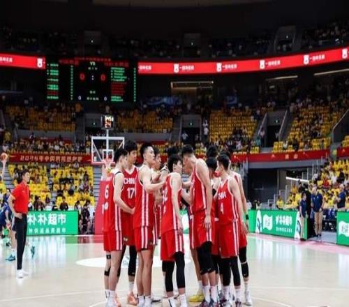 5大媒体人炮轰！中国男篮长期集训走偏，新西兰合练5天就赢了我们