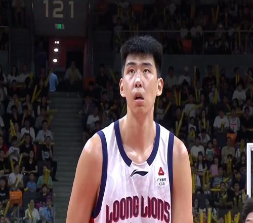 一觉醒来，宏远两大交易曝光！新主帅已正式到队，徐昕新赛季将回归